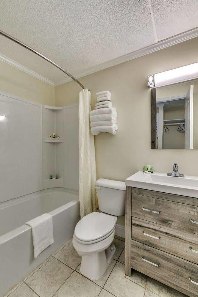 Sea Hawk Oceanfront Motel Myrtle Beach Zewnętrze zdjęcie